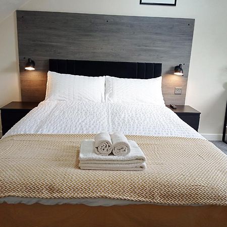 Osney Cypress Studio - Self Contained Studio Flat أكسفورد المظهر الخارجي الصورة
