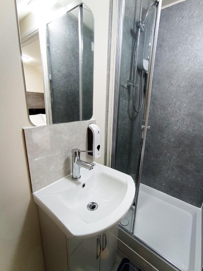 Osney Cypress Studio - Self Contained Studio Flat أكسفورد المظهر الخارجي الصورة